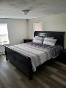Newly Renovated Guest House Located on Private Compound - Image 4