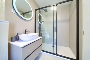 Villa ASTRUM with heated indoor and outdoor pool, jacuzzi and sauna - Image 3