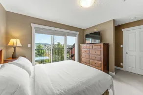 Sooke Oceanside Townhouse - Image 5