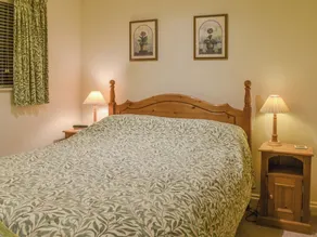 1 bedroom accommodation in Chichester - Image 5