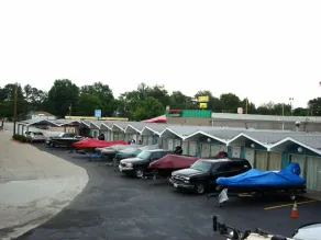 Gray Plaza Motel Benton Rend Lake I-57 - Image 4