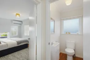 Amazing Home By Beach - Aircon-ed  - Image 2