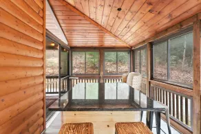 Lux 4BR Cabin near Bear Claw Vineyard , Hot Tub, Game Room, and Mins to Downtown - Image 4