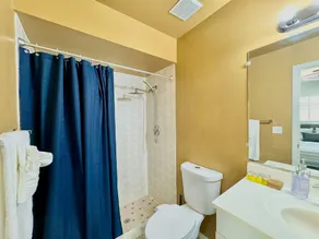 Near Fort Myers Beach • 2BR • 2BA • Grill - Image 2