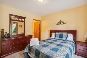 Quick walk to Salamander!  Year-round comfort. Welcome to Family Traditions - Image 3