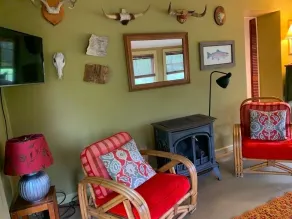 Rustic, Artsy & Cozy Getaway Cabin in Laurel Highlands- minutes from Ligonier - Image 4