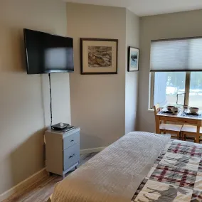 Mount Washington Studio - Image 5