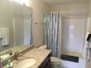 Sunny Florida Retreat - Image 4