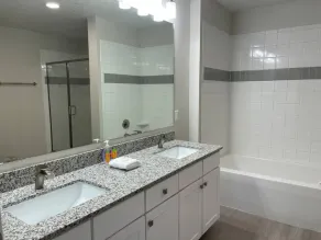 Modern Resort 2BR near Icon park, Convention center and NEW Epic Universe - Image 4