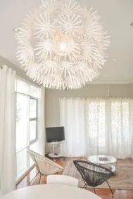 3BR, 1&1/2BTH Western Sydney O/S Pkg| Easy Access to M4 & M7| 10m to Eastern Crk - Image 2
