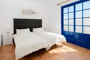 Spacious Apartment \"Casa Nancy\" with Mountain View, Pool, Wi-Fi & Terrace - Image 4
