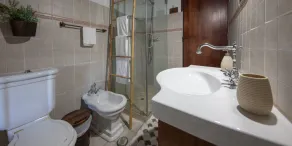 Private pool, Family-friendly, Pet-friendly - Image 4
