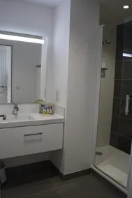 Appartement Neuf et équipé, près des Antilles - Image 4