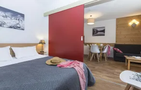 Apartment in Sorlin d'Arves by Ski Runs - Image 3