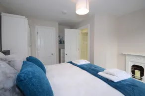 49 Scott Street -  a family break that sleeps 6 guests  in 3 bedrooms - Image 5