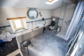Gîte avec jacuzzi privatif dans un mas provençal - Image 2