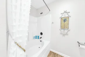 Visit historic Defuniak Springs! Beautiful country home, 40 minutes to beaches! - Image 4