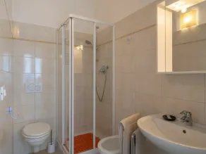 Beautiful  villa for 4 people with WIFI, A/C, TV, terrace and pets allowed - Image 3