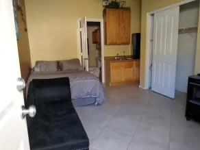 Private room - Image 3