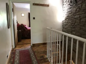 Romantic quirky cottage in Hay On Wye - Image 2