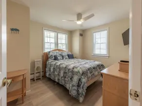 Inground Pool, Close to Beach, Sleeps 10 - Image 5