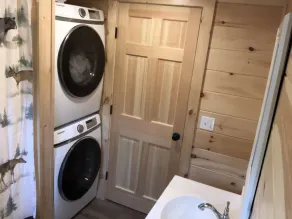 New log cabin - Image 3