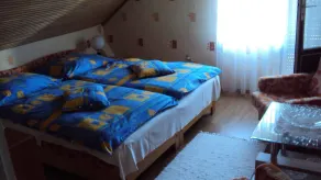 Maison de vacances avec TV couleur satellite et micro-ondes - Image 4