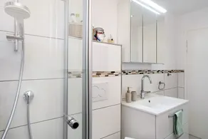 Dog-Friendly Apartment Haus Rosi with Shared Garden & Wi-Fi - Image 2