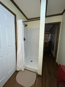 Bungalow-Ensuite-Standard-Hank's Cottage - Image 2