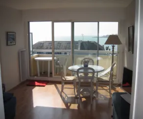 Studio avec belle vue mer EXCEPTIONNEL à 50m DE LA PLAGE SANS VIS A VIS - Image 3