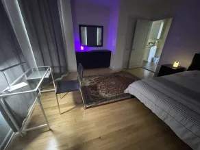 Downtown cozy upstairs one bedroom apt - Image 5