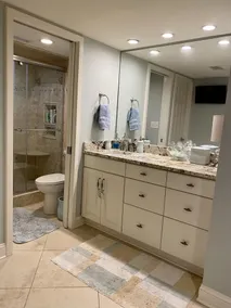 Beautiful oceanfront condo - Image 3