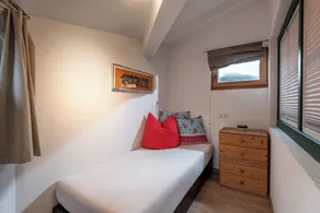 Central apartment with 2 sleeping rooms - Image 4