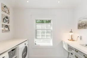 Charming Home, Minutes to Beach, Downtown Meaford - Image 3