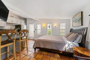 Great Amenities, Great Location, Amazing Studio! - Image 5