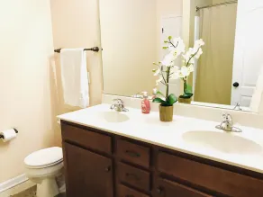 Spacious 3 BR Ranch House W Patio Yard in a Quiet Suburb - Image 4
