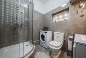 Luxury villa complex Pendolino, with heated pool and jacuzzi - Image 4