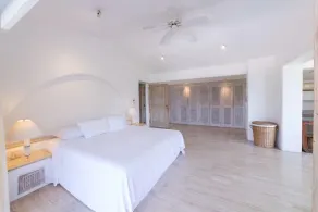Beautiful Villa with Pool and Bay Views in Acapulco - Image 2