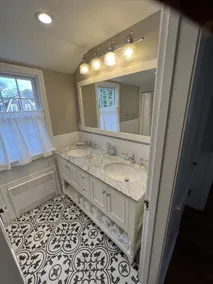 Great home walkable to everything! - Image 4