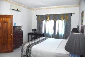 Embassy Deluxe Apartment  - Image 5