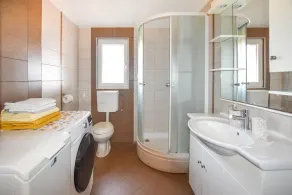 Apartments Mihaela (61501-A2) - Dobropoljana - Image 3