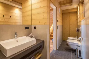 Holiday Home \"Chalet Reisnock-Hochgruberhof\" in Idyllic Mountain Location with Sauna - Image 5