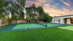 7BR Scottsdale Estate w/ Pickleball, Heated Pool, Spa, Guest House & Gym - Image 2