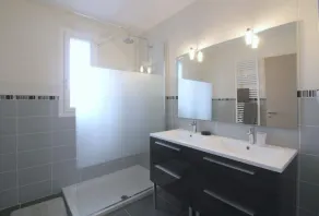 Agréable maison avec jacuzzi et grand jardin à proximité des plages - Image 2