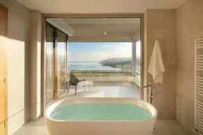 Villa Verde Horizon - neue Villa mit herrlicher Aussicht, privatem Pool, Spa und Whirlpool - Image 4