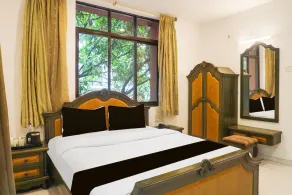Premium Stays Near Fergusson College - Image 2