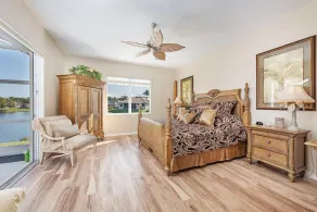 Luxueuse maison de 4 chambres, 3 salles de bain avec hebdomadaire + remise à Naples, Floride - Image 5