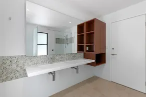 Architect designed luxury with views and walking distance to beach. - Image 4