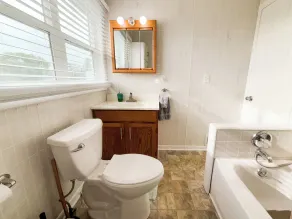 4 Bedroom, 2 Bath, Sleeps 12, Boat Well, Close to boat launch and Selfridge ANG - Image 5