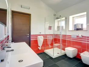 Beautiful Villa With Garden, Private Heated Pool, Whirlpool, Sauna, Near Rovinj - Image 5